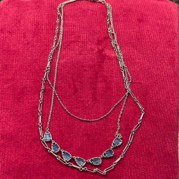 Kendra Scott Silver and Blue Necklace Susanna - Picture 2 of 4